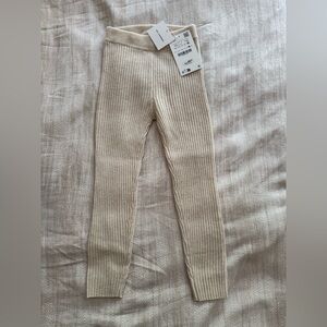 Zara Kids cashmere Beige Ribbed Leggings 4/5 years girl or boy